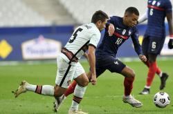 lol官网-关于荷兰4-1大胜爱尔兰共和国，积分榜第一的信息