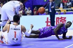 lol合区-蓄势待发：猛龙队备战期间状态神勇的简单介绍