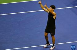 lol季中赛-关于日本网球队完胜澳大利亚网球队，阿尔卡拉斯送出助攻的信息