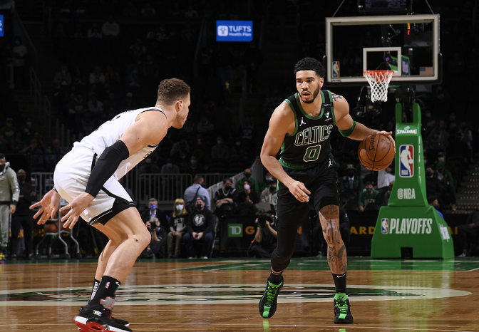 包含紧要关头：凯尔特人vs篮网，谁能胜出？的词条