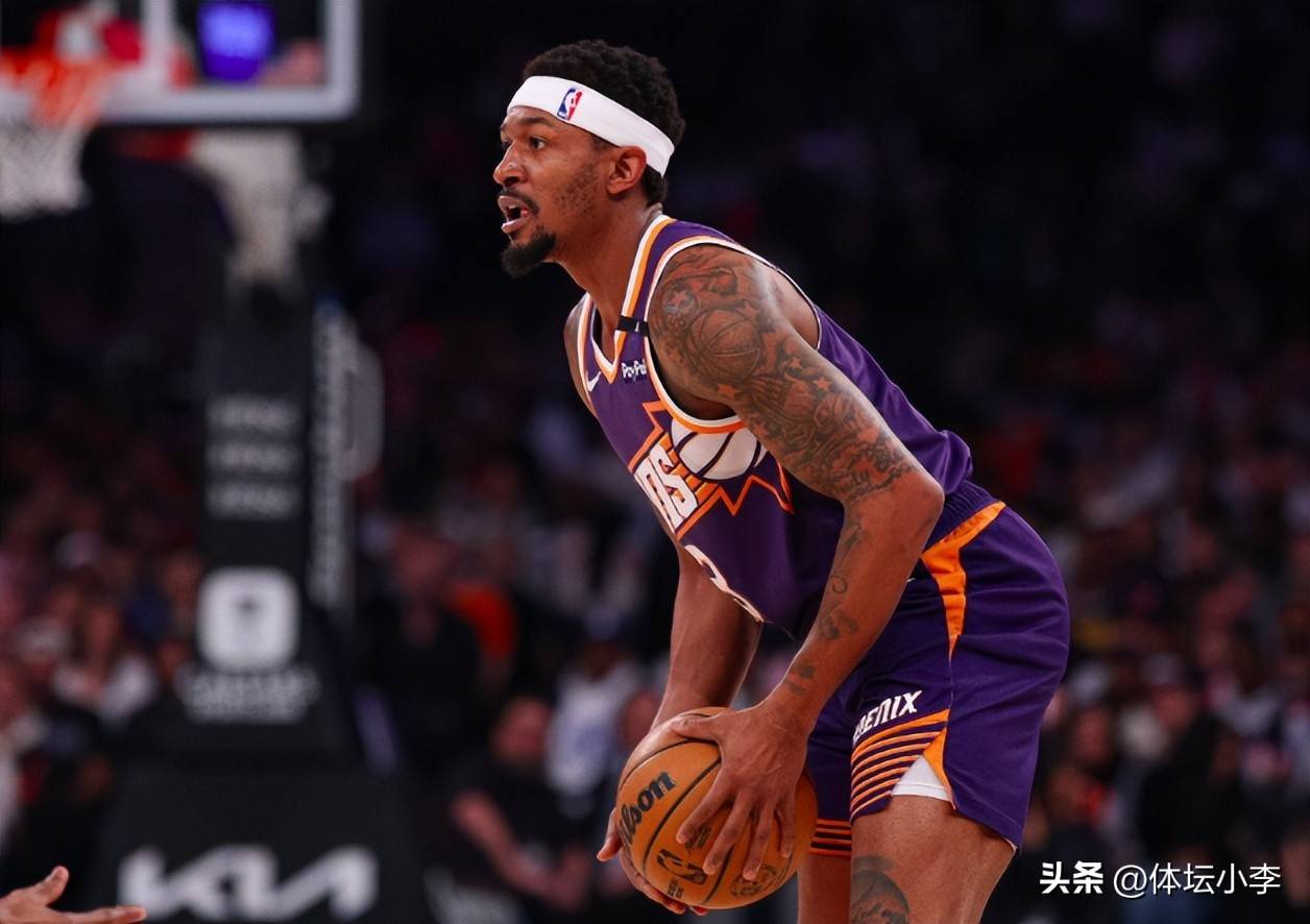 关于黄蜂险胜马刺，布拉德利一己之力扛起全队的信息